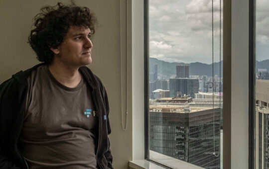 A $32 billion Valuation to Financial Troubles — An In-Depth Look at the Rise and Fall of FTX