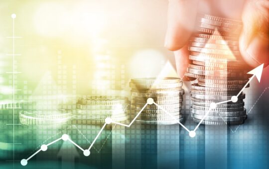 Crypto Experts Believe These Altcoins Will Surge in Value – Find Out Why