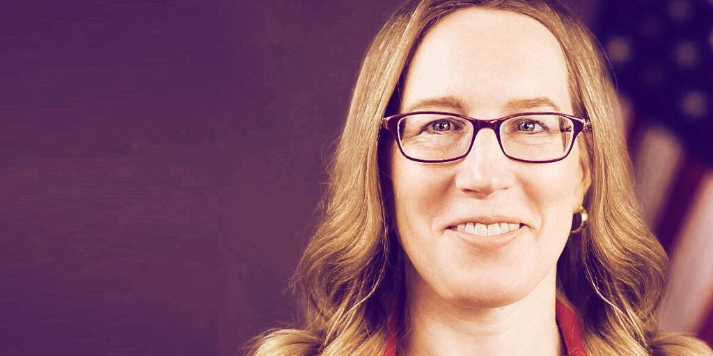 'No Reason' for SEC to Deny Bitcoin ETF, Says Hester Peirce