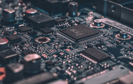 TSMC Pledges $100B for US Chip Plants, Eyes 20,000 New Jobs