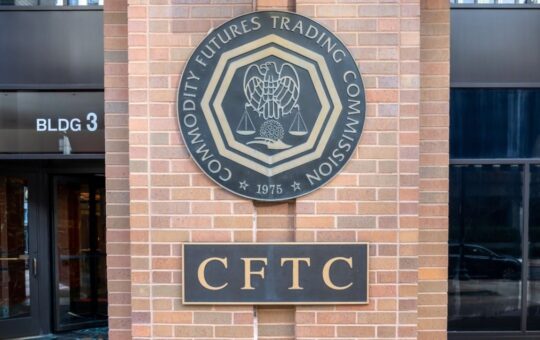 CFTC Orders Crypto Prosecution Slowdown Following DOJ’s Explosive Policy Overhaul