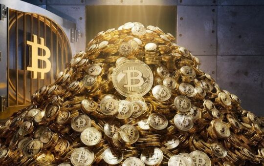 Analysts Remain Bullish on Strategy's Bitcoin Buying Plans