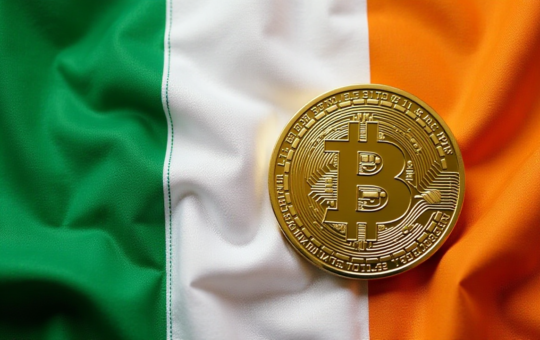 Conor McGregor calls for Bitcoin strategy in Ireland amid $413B in US bank losses
