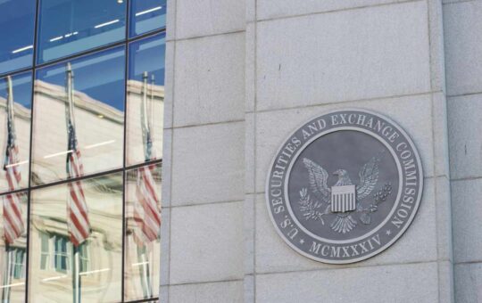 SEC Commissioner: Tokenization Promising, but No ‘Magic’ Exemption From Rules