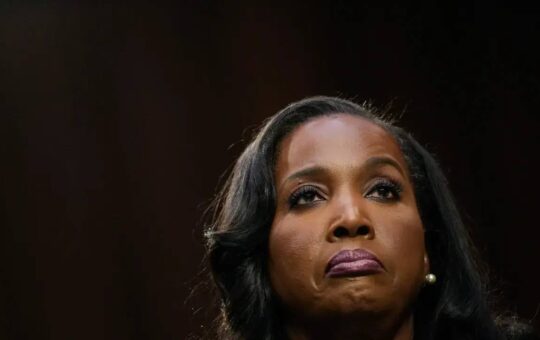 Trump Wants to Fire Fed Governor Lisa Cook