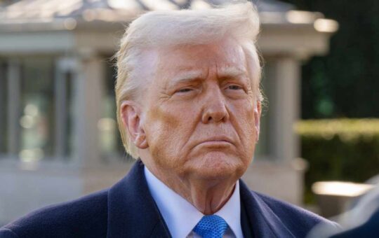 Trump Renews Call to Replace Quarterly SEC Filings With 6-Month Reporting