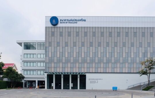 ‘A New Level of Insanity’: Bank of Thailand Freezes Over 3 Million Accounts, Sets Transfer Limits