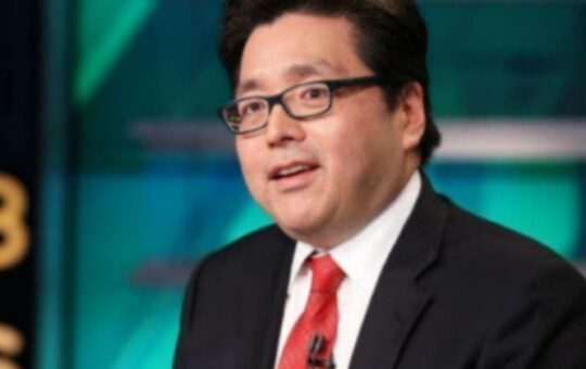 Tom Lee says ISM strength could set the stage for a new Bitcoin and Ethereum supercycle
